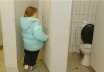 Bruxelles investit  1 million d’euro pour ses toilettes scolaires. 